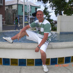 Artur, 46 (4 , 0 )